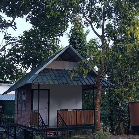 Отель The Wayanad Club Салтэн-Батери Экстерьер фото